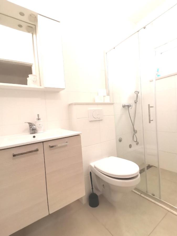 Superior Apt, 4 Rooms, 4 Bathrooms Promajna Extérieur photo